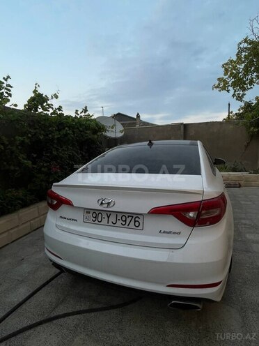 Hyundai Sonata-4