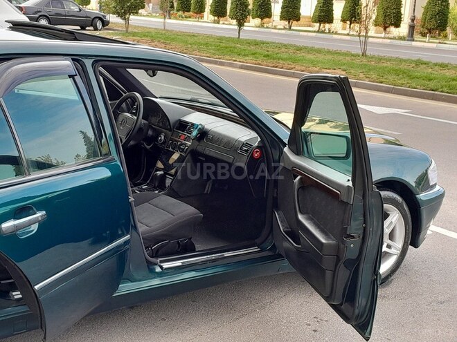 Mercedes C 230 1997, 395,412 km - 2.3 l - Sumqayıt