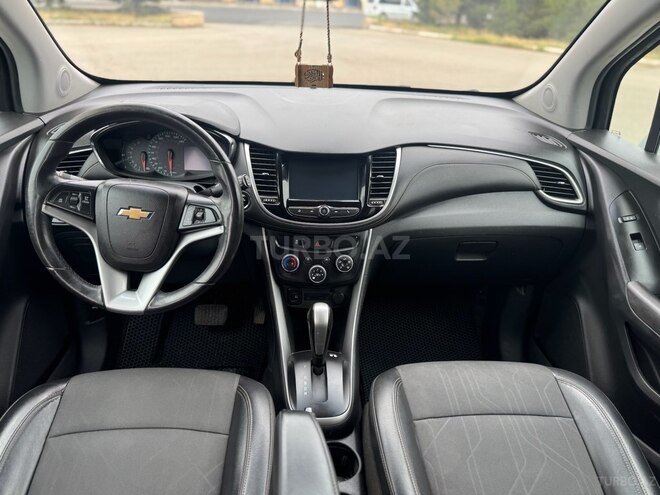 Chevrolet Trax-11