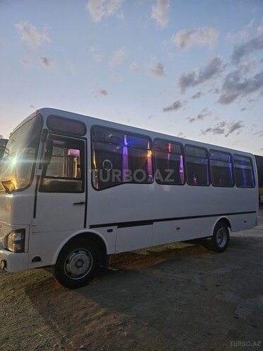 Isuzu NP 37 2010, 500,000 km - 4.4 l - Sumqayıt