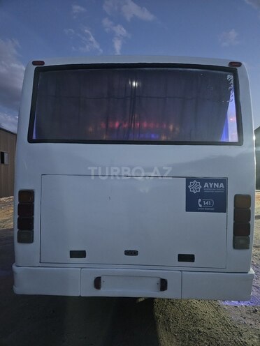 Isuzu NP 37 2010, 500,000 km - 4.4 l - Sumqayıt
