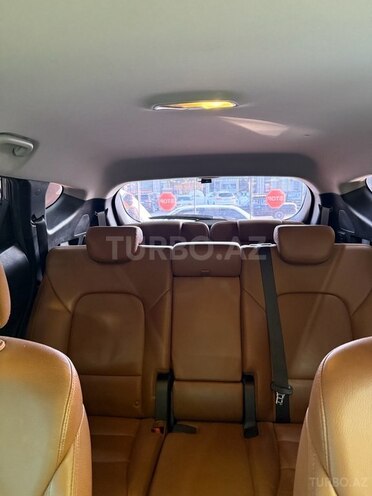 Hyundai Santa Fe-10