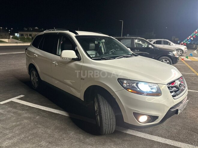 Hyundai Santa Fe-5
