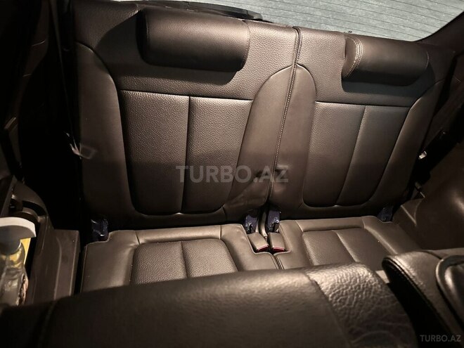 Hyundai Santa Fe-16