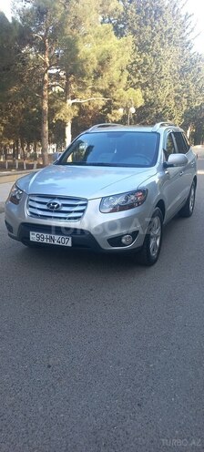 Hyundai Santa Fe-11
