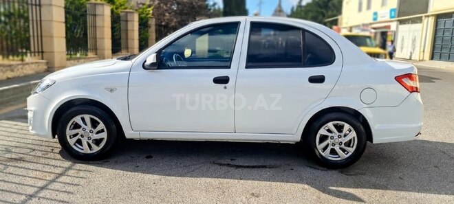 Saipa Saina-3