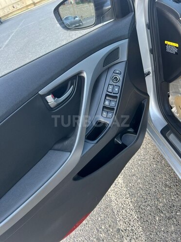 Hyundai Avante 2015, 97,000 km - 1.6 l - Xırdalan