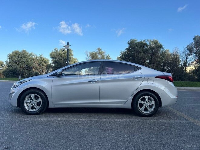 Hyundai Avante 2015, 97,000 km - 1.6 l - Xırdalan