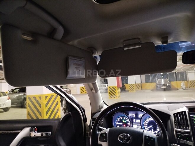Toyota Land Cruiser 2012, 192,500 km - 4.6 l - Bakı