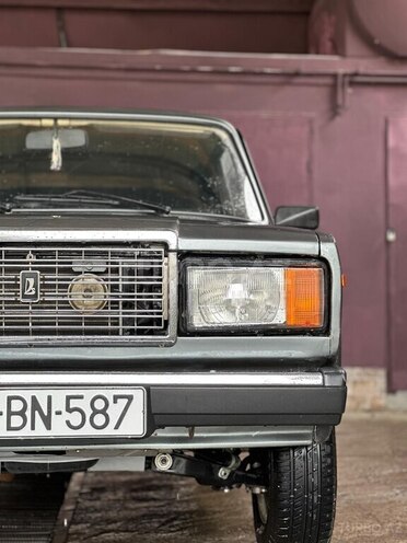 LADA (VAZ) 2107-5
