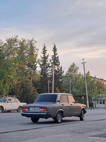 LADA (VAZ) 2107-8