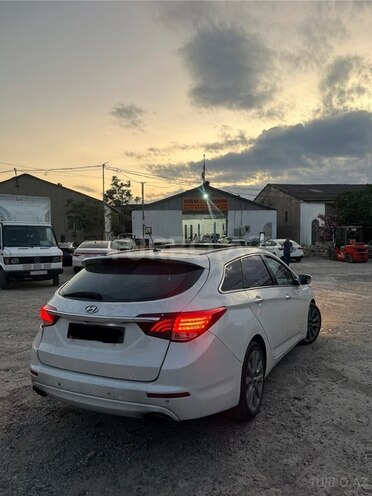 Hyundai i40 2012, 122,000 km - 1.7 l - Bakı