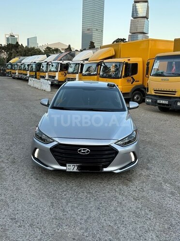 Hyundai Elantra 2016, 157,000 km - 2.0 л - Bakı