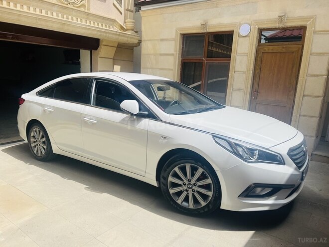Hyundai Sonata-17