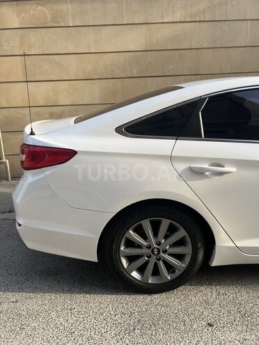 Hyundai Sonata-8