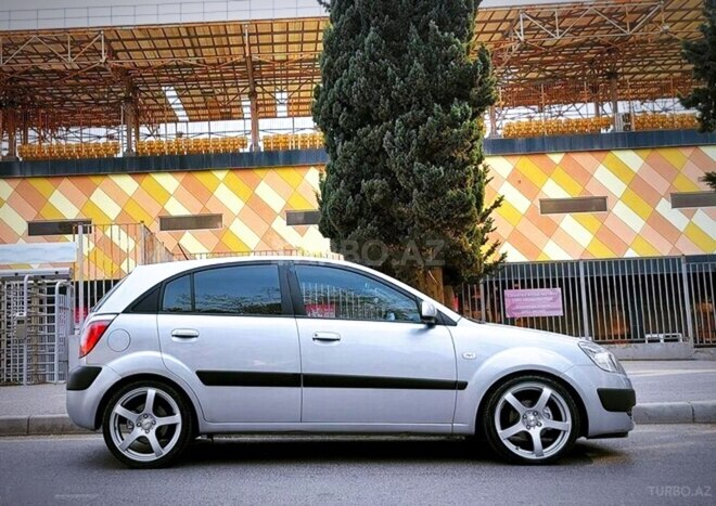 Kia Rio-8
