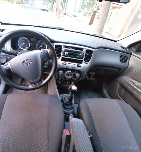 Kia Rio-9