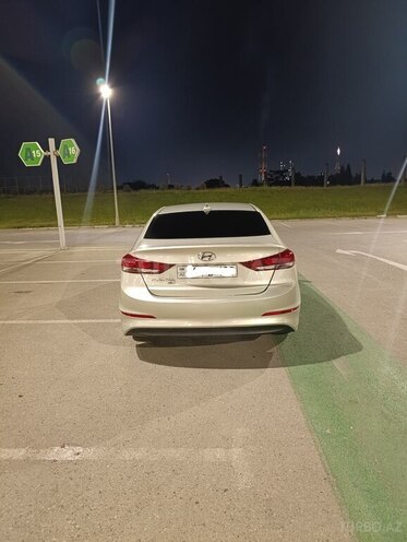 Hyundai Elantra 2017, 112,654 km - 2.0 l - Bakı