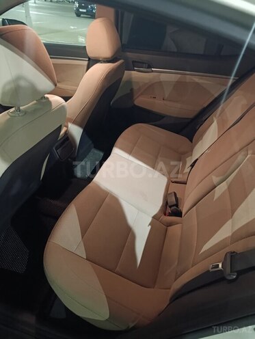 Hyundai Elantra 2017, 112,654 km - 2.0 l - Bakı