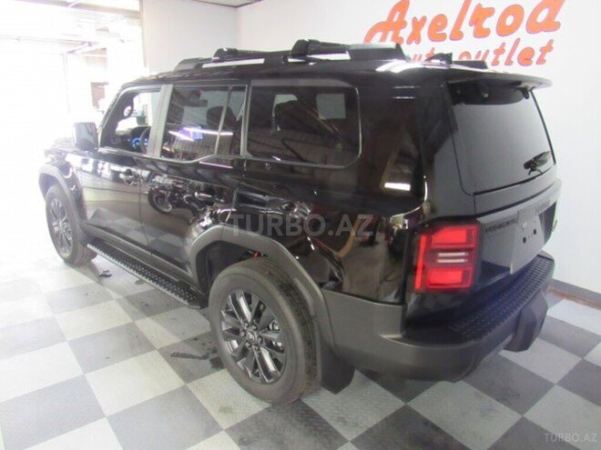 Toyota Land Cruiser Prado-6