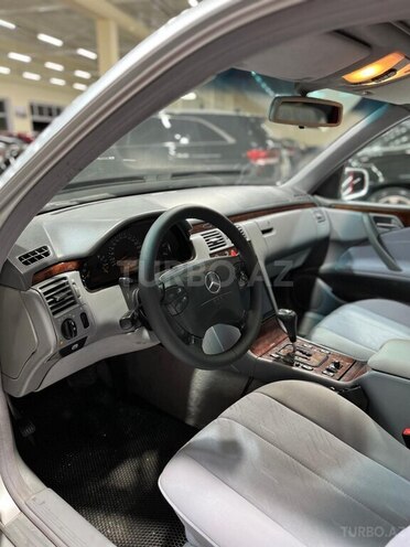 Mercedes E 220 d 2000, 288,088 km - 2.2 l - Sumqayıt