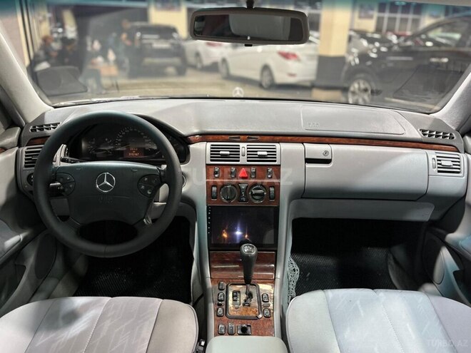 Mercedes E 220 d 2000, 288,088 km - 2.2 l - Sumqayıt