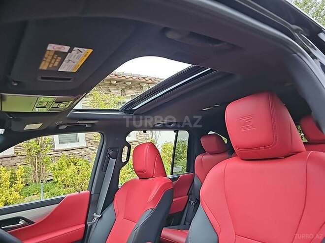 Lexus LX 700h-10
