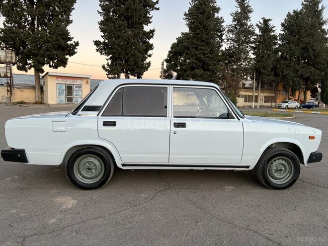 LADA (VAZ) 2107 2004, 100,000 km - 1.6 l - Tovuz