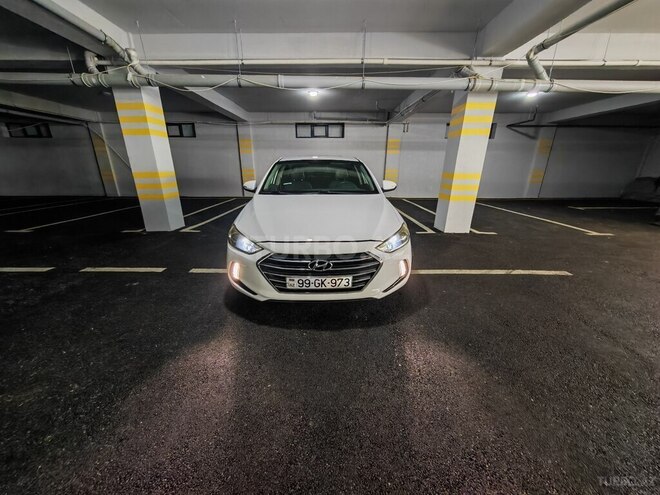 Hyundai Avante 2016, 190,000 km - 1.6 l - Bakı
