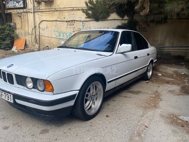BMW 520 1990, 450,000 km - 2.0 l - Bakı