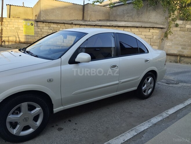 Nissan Sunny 2011, 247,000 km - 1.6 л - Bakı