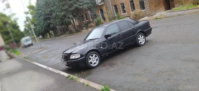 Mercedes C 180 1999, 307,400 km - 1.8 л - 