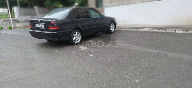 Mercedes C 180 1999, 307,400 km - 1.8 л - 