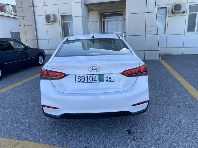 Hyundai Accent 2021, 115,384 km - 1.6 л - Bakı