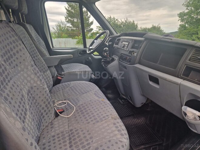 Ford Transit 2010, 255,700 km - 2.4 л - Quba