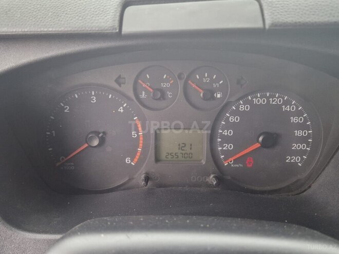 Ford Transit 2010, 255,700 km - 2.4 л - Quba
