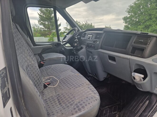 Ford Transit 2010, 255,700 km - 2.4 л - Quba