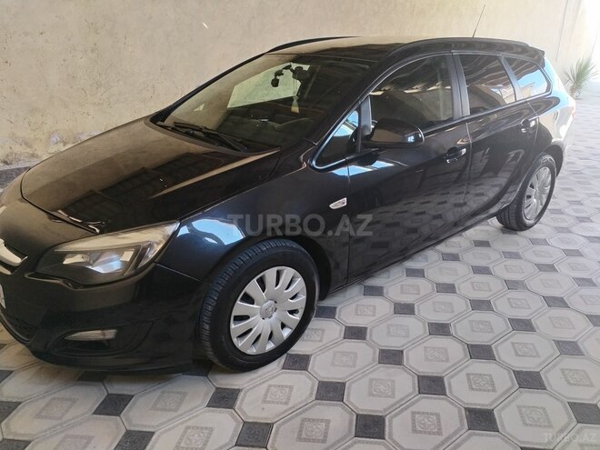 Opel Astra 2015, 215,000 km - 1.4 l - Tovuz