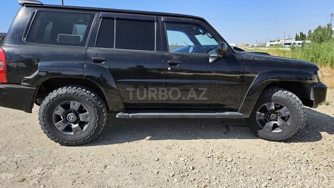 Nissan Patrol 2005, 265,000 km - 3.0 l - Bakı