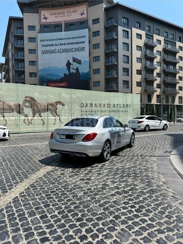 Mercedes C 300-4