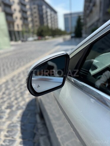 Mercedes C 300-9