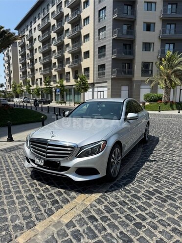 Mercedes C 300-1