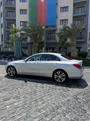 Mercedes C 300-8