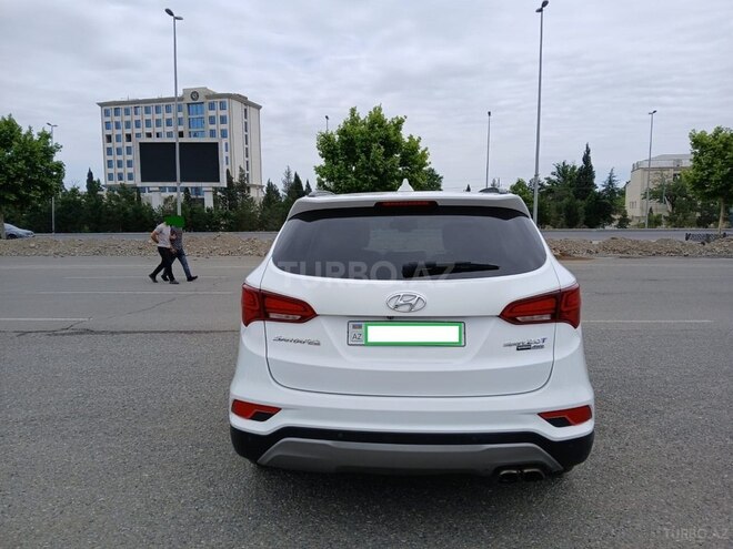 Hyundai Santa Fe-2