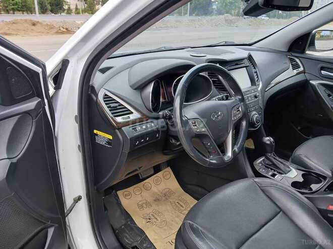 Hyundai Santa Fe-9