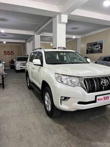 Toyota Land Cruiser Prado-2