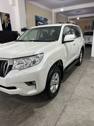 Toyota Land Cruiser Prado-3
