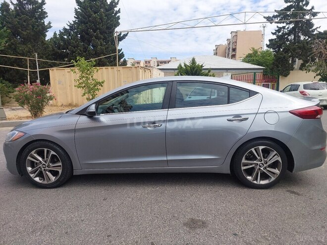 Hyundai Elantra 2016, 243,011 km - 2.0 л - Bakı