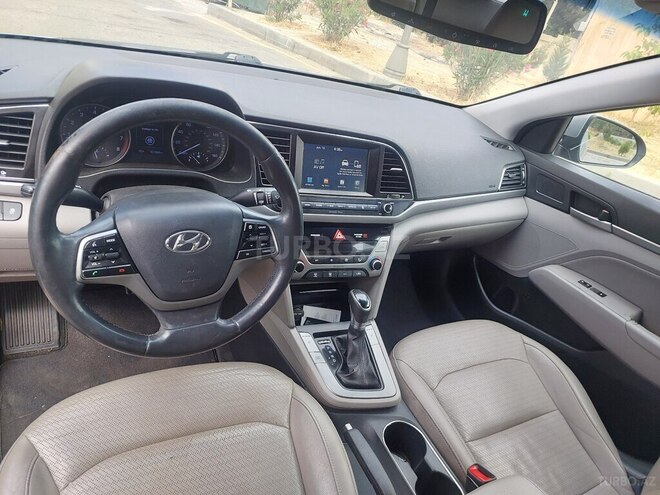 Hyundai Elantra 2016, 243,011 km - 2.0 л - Bakı