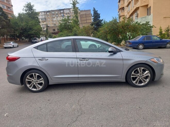 Hyundai Elantra 2016, 243,011 km - 2.0 л - Bakı